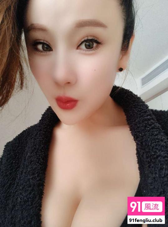 昆山丰满大胸御姐